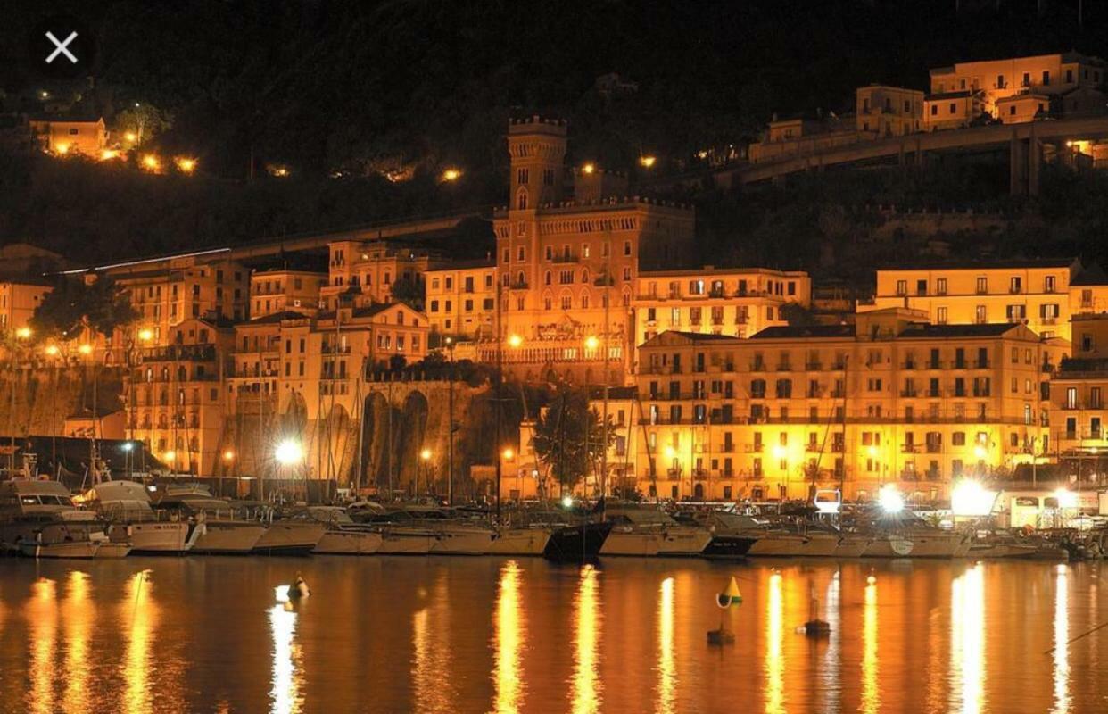 Dimora Dei Mercanti Салерно Экстерьер фото